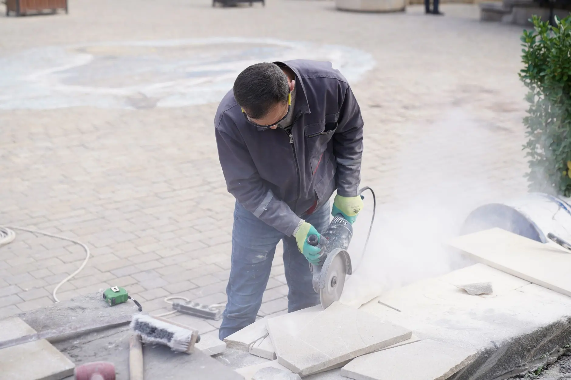 2025年辽宁商业运营市场趋势及媞芙妮服务升级策略
